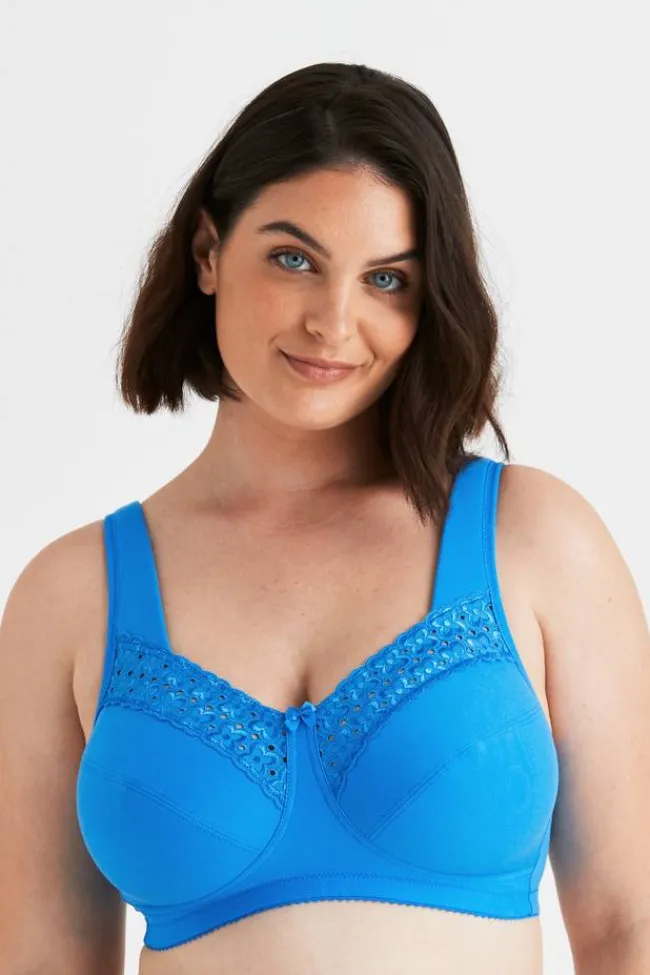 Miss Mary Bra|Non-Wired Bras|Broderie Anglaise bra Softaqua